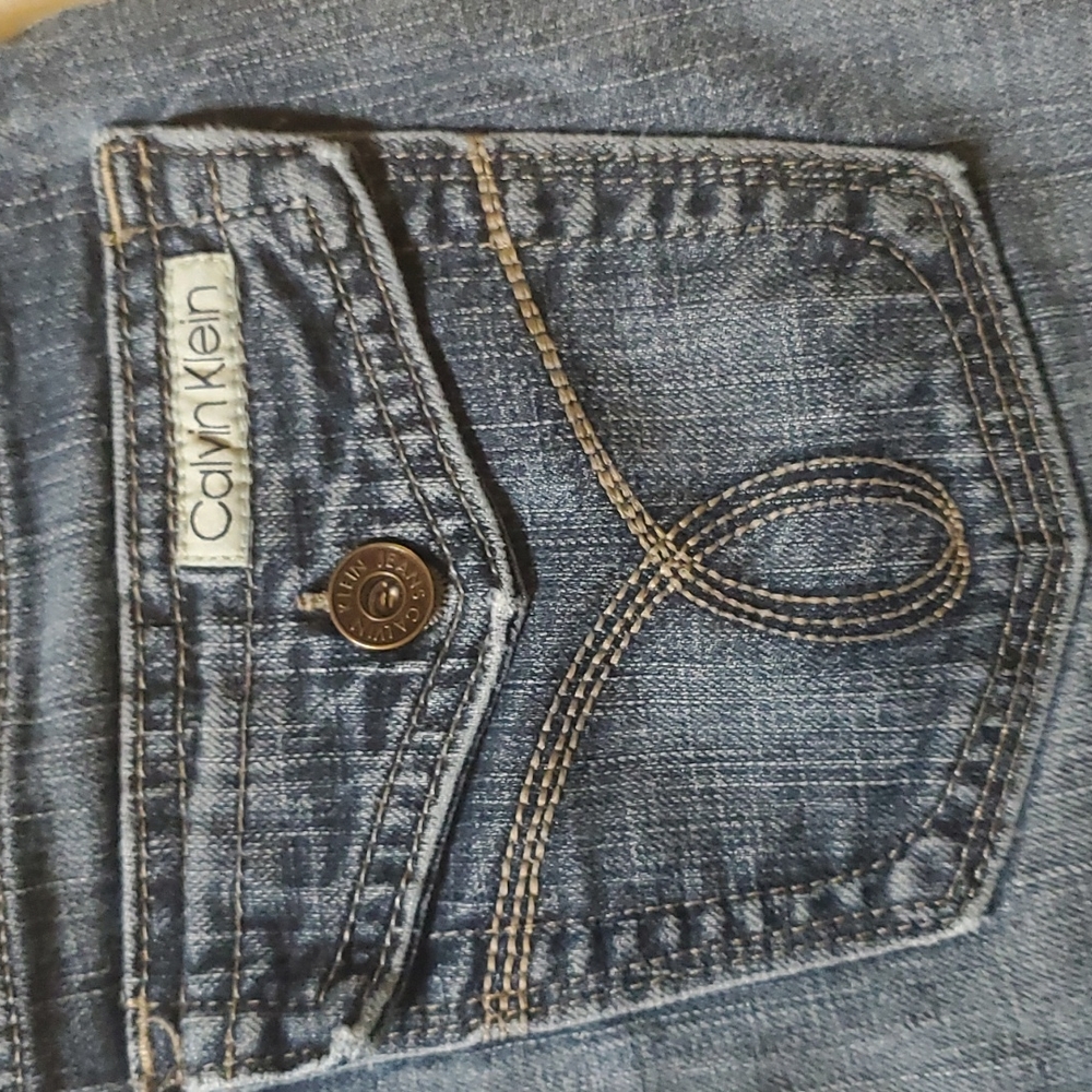 Calvin Klein Jeans Size 8 - Picture 2 of 6
